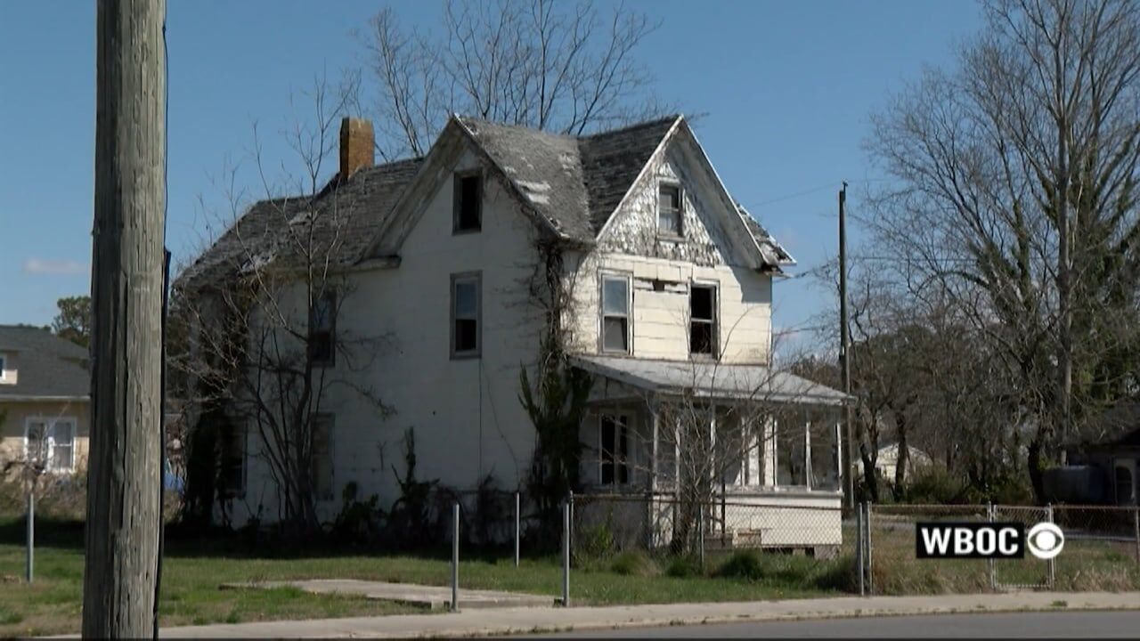 Salvage Opportunity in Somerset County Before Historic Home Demolitions